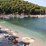 Kallisti Seaside Skopelos *