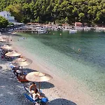 Apartment Kallisti Seaside Skopelos *